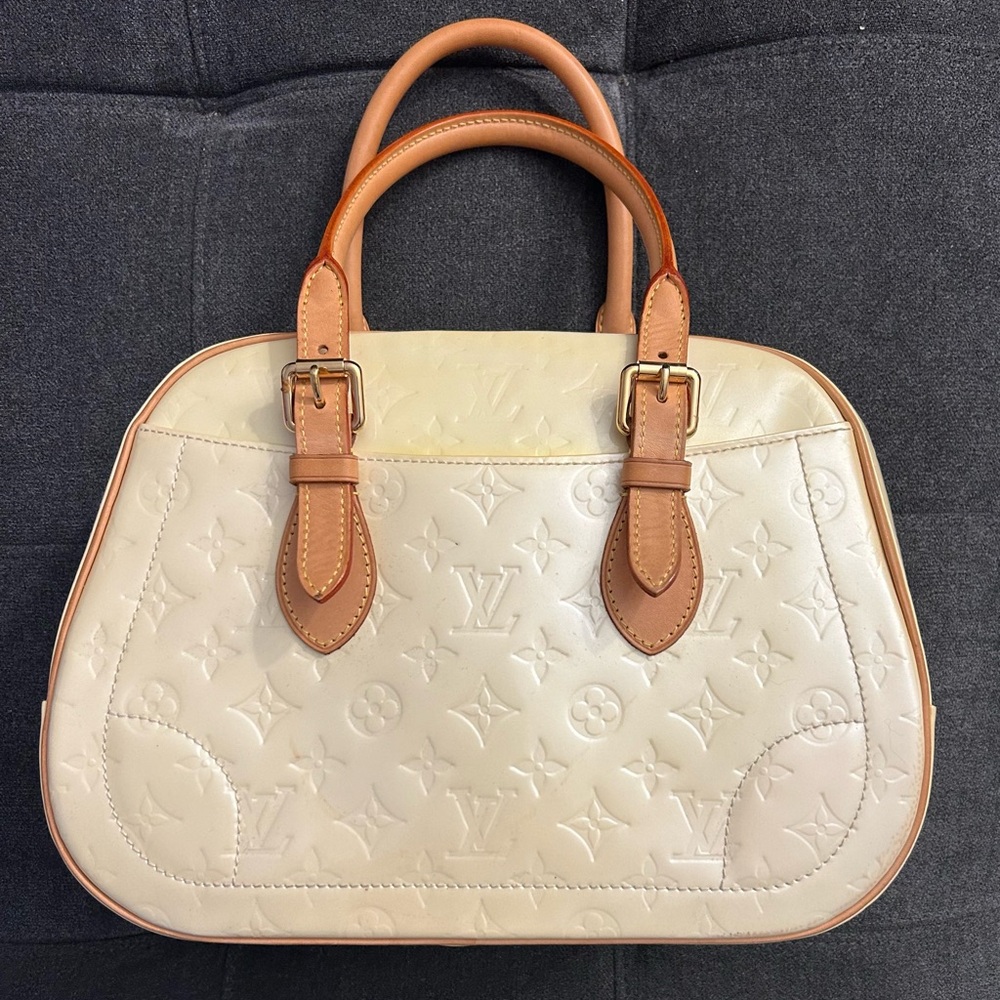 Sold!!  Vintage Louis Vuitton Summit Drive White Leather